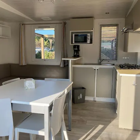 4 Etoiles Les Fougeres Parque de Campismo 4*