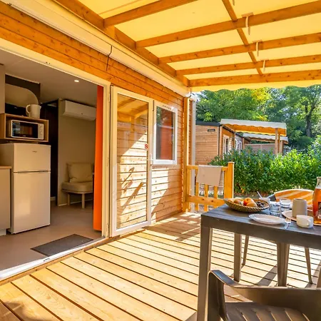 4 Etoiles Les Fougeres Parque de Campismo 4*