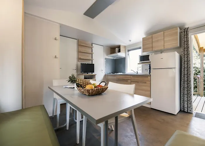 Campsite 4 Etoiles Les Fougeres 4*