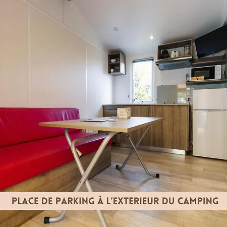 캠프장 4 Etoiles Les Fougeres 4*