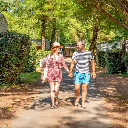 Camping Les Fougères Rivedoux-Plage