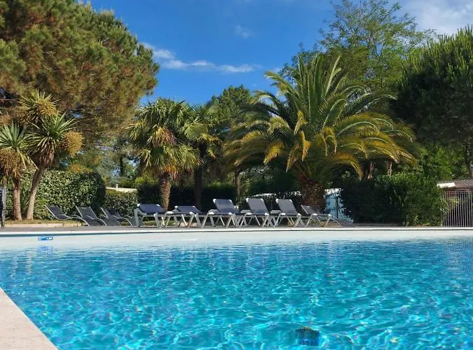 Campsite 4 Etoiles Les Fougeres Rivedoux-Plage