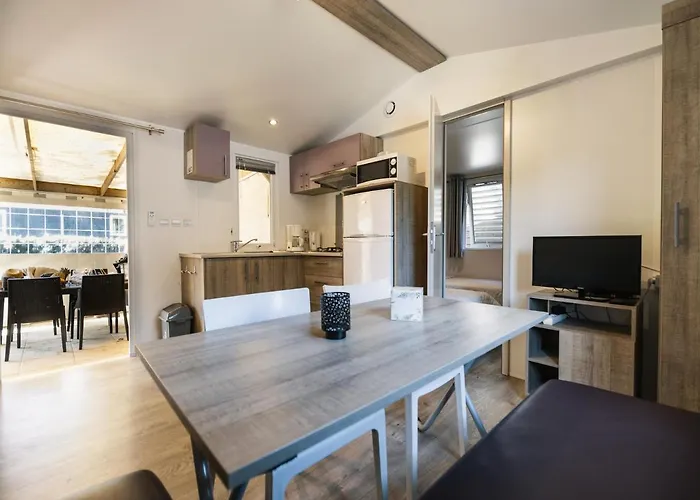 Campsite 4 Etoiles Les Fougeres Rivedoux-Plage