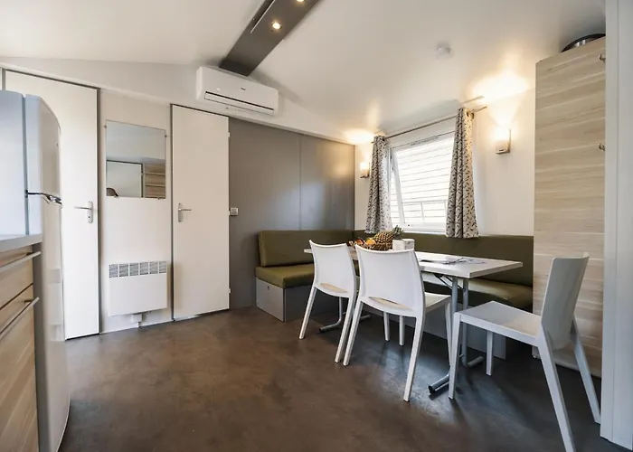 4 Etoiles Les Fougeres 4*