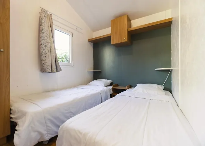 4 Etoiles Les Fougeres