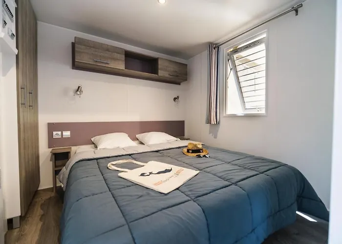 4 Etoiles Les Fougeres Campsite Rivedoux-Plage