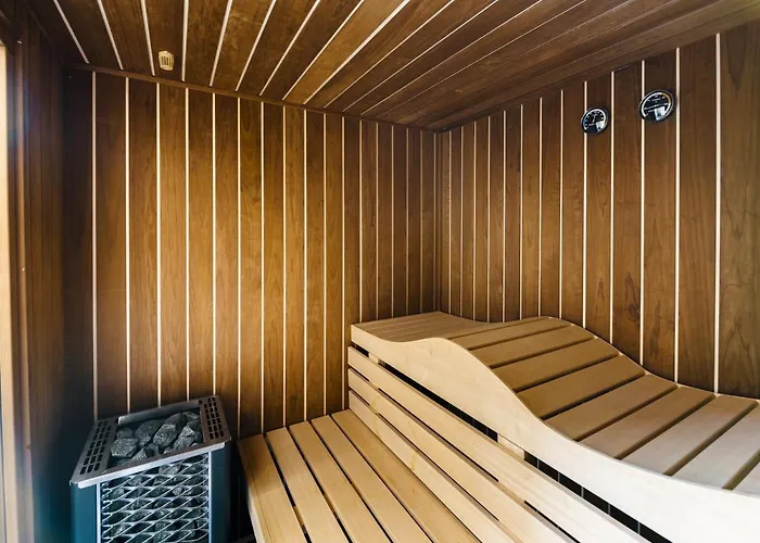 Campsite 4 Etoiles Les Fougeres 4*