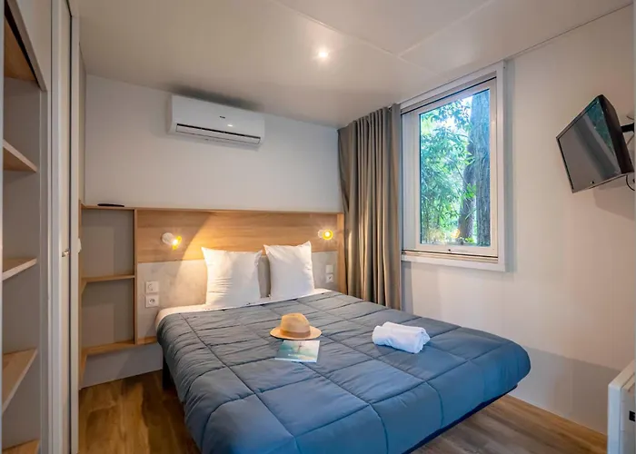 4 Etoiles Les Fougeres