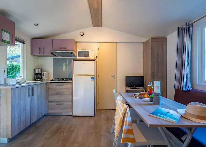 4 Etoiles Les Fougeres